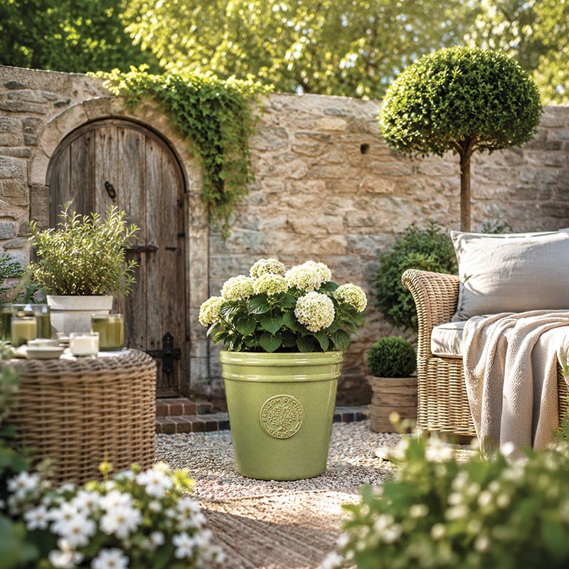 Blossom-Cover-Green Mims Outdoor Garden Pottery